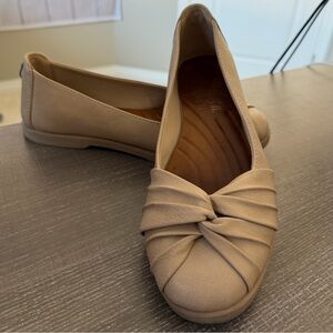 Blowfish Malibu Women's Emily Knotted Slip-On Ballet Flats in Nude Size 7